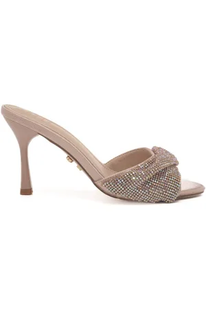 Twenty Fourhaitch Scarpe eleganti da donna canberra con fascia anteriore con strass gioiello all over cipria