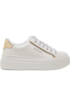 Guess Sneakers da donna con logo lettering in rilievo e lacci micro strass bianco e platino