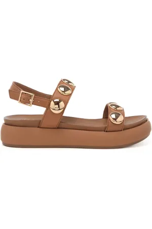 Inuovo Sandali da donna con maxi borchie frontali cammello