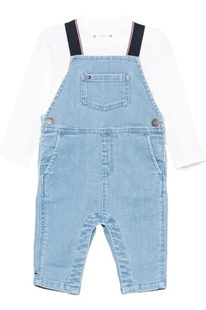 Tommy Hilfiger Salopette in denim con T-shirt blu bianco
