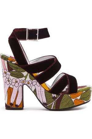 La DoubleJ Medal Wedge