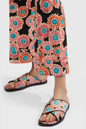 La DoubleJ Criss-Cross Sandals