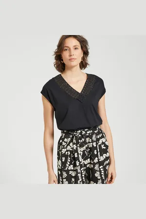 ANNE WEYBURN T-shirt Scollo A V, Maniche Corte, Dettaglio Macramé Donna Taglie 38/40 (IT) - 34/36 (FR)
