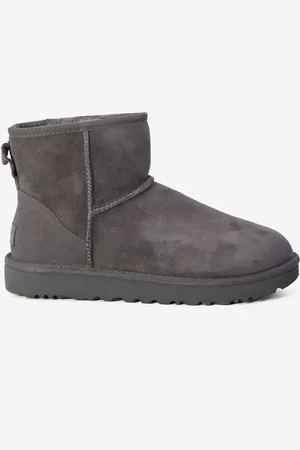 UGG Classic Mini II