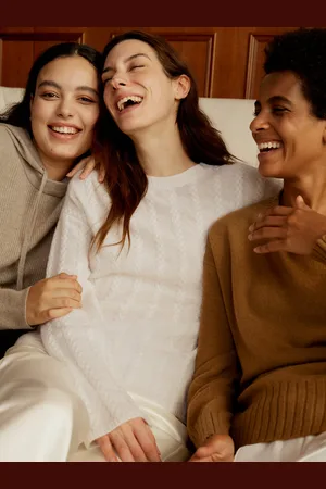 Lilysilk Maglieria Cashmere Donna Tessuto Con 1 Filo Di Lana 100% Baby Cashmere Estremamente Leggero E Traspirante L