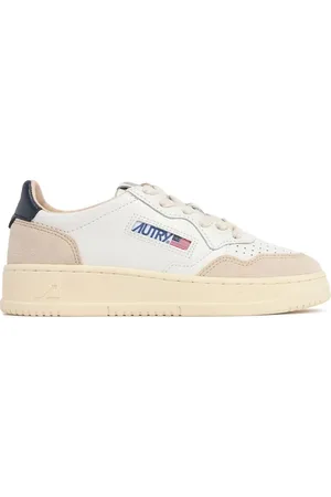 Autry Sneakers Basse Medalist In Pelle Con Lacci