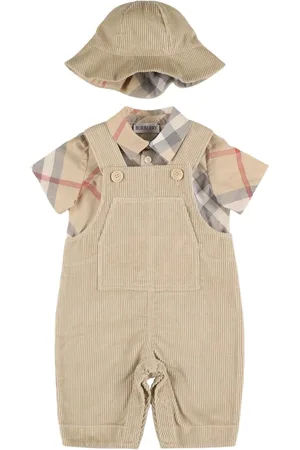Burberry Salopette, Camicia E Cappellino In Cotone