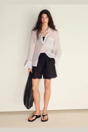 MANGO Short satinati ricamo