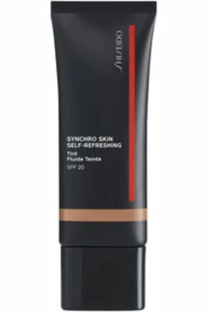 Shiseido SYNCHRO SKIN SELF-REFRESHING TINT Fondotinta Leggero Idratante