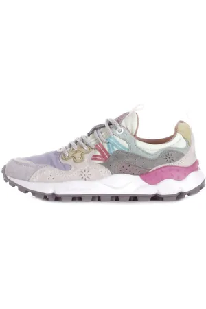 Flower Mountain Sneakers Donna Yamano 3 woman