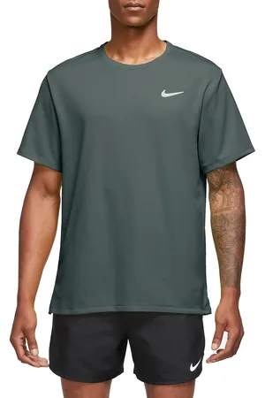 Nike T-SHIRT DRI-FIT UV MILER