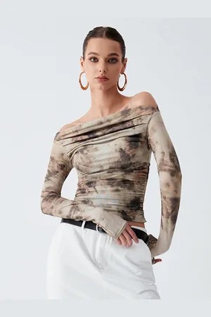 milanoo.com T-shirt a maniche lunghe T-shirt da donna con collo a barchetta stampato in poliestere kaki