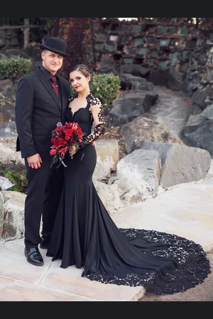 milanoo.com Abiti da sposa neri 2025 Pizzo a maniche lunghe a sirena in crepe elasticizzato con abito da sposa in strascico Personalizzazione gratuita