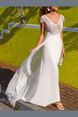 milanoo.com Abiti da Sposa Boho Chic di pizzo svasata con scollo a V maniche corte di Spalle nude Abiti da sposa