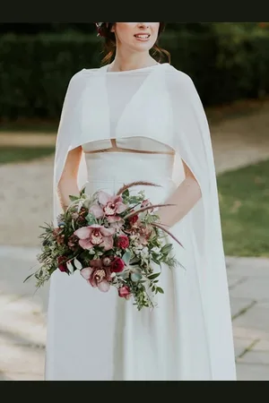 milanoo.com Coprispalle da sposa in avorio con scollo a gioiello mantelli in chiffon per la sposa