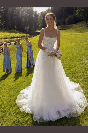 milanoo.com Abito da sposa Boho Tulle Pizzo A-Line con strascico Vita naturale Cerniera senza maniche Collo quadrato