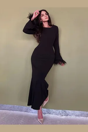 milanoo.com Abiti aderenti Abito tubino casual a maniche lunghe con piume nere con collo gioiello