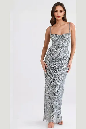 milanoo.com Abito lungo aderente in pizzo con scollo a cuore e spalline sottili abito lungo sexy per le donne 2025