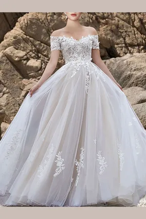 milanoo.com Abiti da sposa fedeli neri in tessuto satinato a-line maniche corte applique in vita naturale con abito da sposa strascico