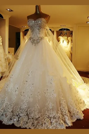 milanoo.com Abito da sposa 2025 senza spalline in tulle con strascico con scollo a cuore senza spalline Applique di pizzo