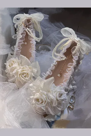 milanoo.com Sandali Sweet Lolita Ruffles Perle Fiori Punta quadrata Tessuto elastico Scarpe estive Lolita bianche ecru