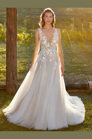 milanoo.com Abiti da sposa Corte dei treni Abiti da sposa a trapezio senza maniche in pizzo con scollo a V