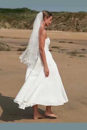 milanoo.com Abiti da sposa corti senza spalline senza maniche A-line Abiti da sposa lunghi fino al tè