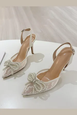 milanoo.com Scarpe da sposa in pizzo con fiocco di perle tacco alto cinturino posteriore scarpe da ballo
