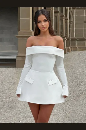 milanoo.com Mini abito con maniche lunghe a spalle scoperte abito da festa di compleanno a trapezio per donna 2025