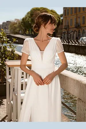 milanoo.com Abito da sposa boho in pizzo con spacco frontale linea ad A lunghezza al pavimento vita naturale cerniera maniche corte scollo a V avorio