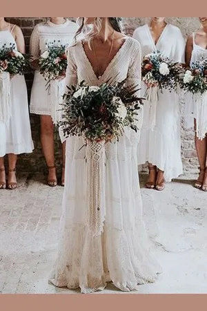 milanoo.com Abiti da Sposa Boho 2025 Una Linea Profonda Scollo a V in Pizzo Chiffon Multistrato Abiti da Festa in Spiaggia