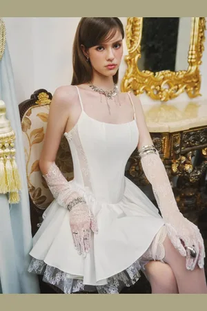 milanoo.com Mini abito a trapezio con spalline e dettagli in pizzo per donna 2025