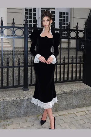 milanoo.com Elegante abito in velluto con dettagli in pizzo manica lunga abito lungo primaverile da donna 2025