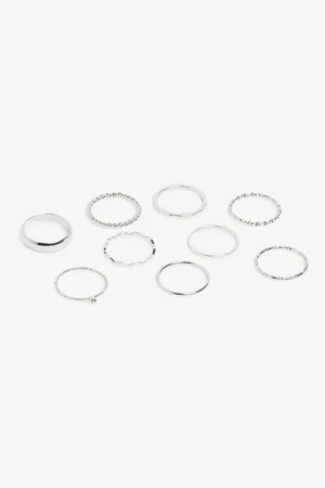 Monki 8-pack rings