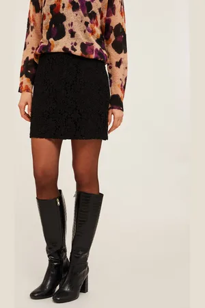 Motivi Gonna corta in pizzo Donna