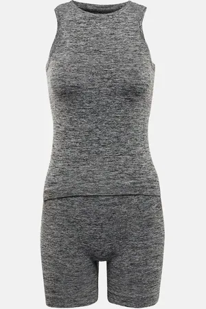 PRISM Tank top Intuitive e shorts Composed