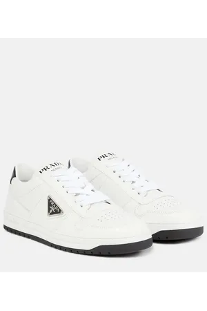 Prada Sneakers in pelle con logo