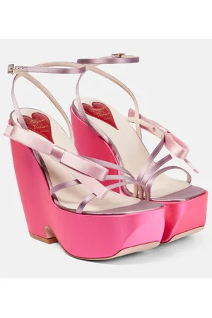 Roger Vivier Sandali Choc Bow in raso con zeppa
