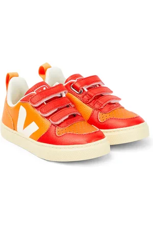 Veja Sneakers V-10 in suede