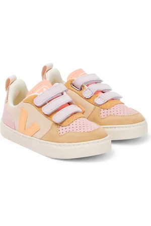 Veja Sneakers V-10 in suede