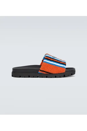 Prada Sandali con logo