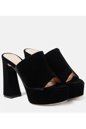 Gianvito Rossi Sandali Holly in velluto con plateau