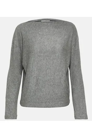 Vince Top in jersey