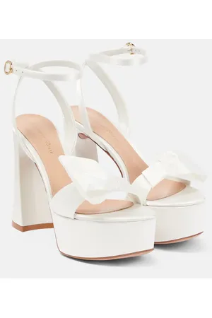 Gianvito Rossi Sandali in raso con plateau e fiocco