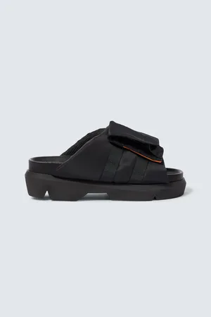 SACAI Slides in nylon
