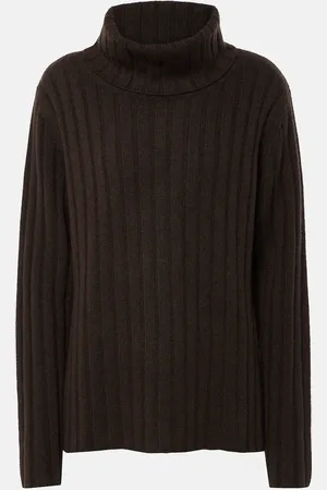 Lisa Yang Dolcevita Raphaella in cashmere