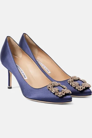 Manolo Blahnik Pumps Hangisi in raso con cristalli