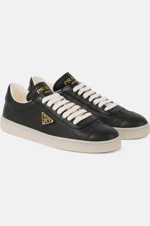 Prada Sneakers in pelle con logo