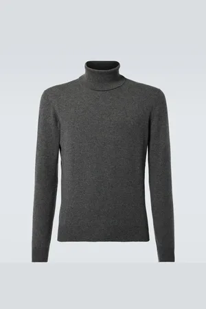 Loro Piana Dolcevita in cashmere