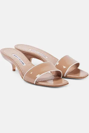 Manolo Blahnik Mules Helamu in vernice